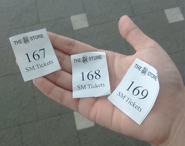 BTS Wings Tour Queing Number