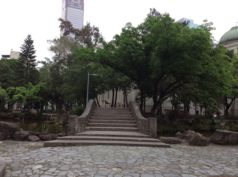 peace-park-stairs-taipei