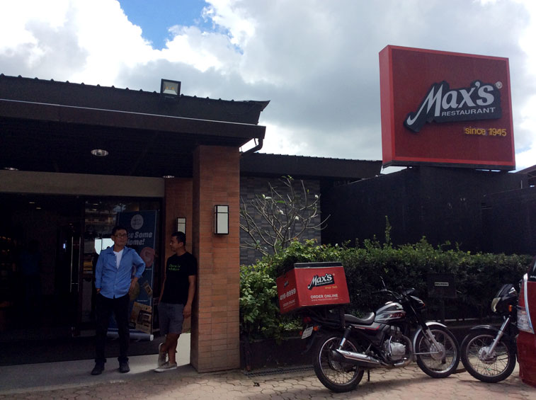 Max's-Tagaytay